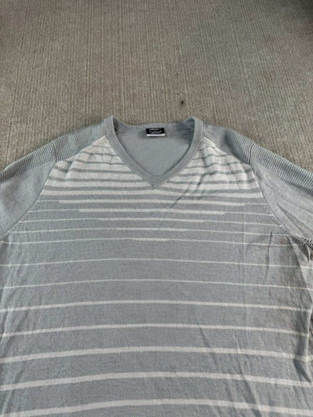 Nike Golf Tour Performance Sweater Mens XL Gray Wool Classic V-Neck Pullover